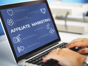 affiliate marketer