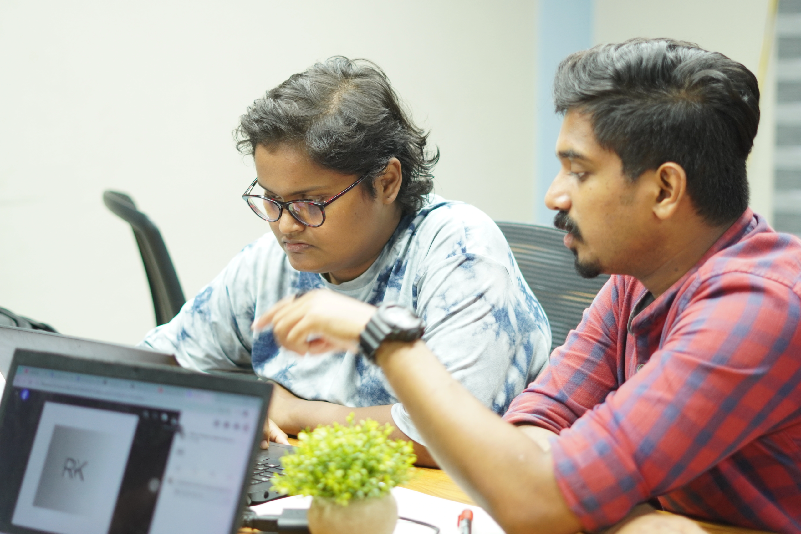 Personalized Guidance and Coaching- Digiskillz